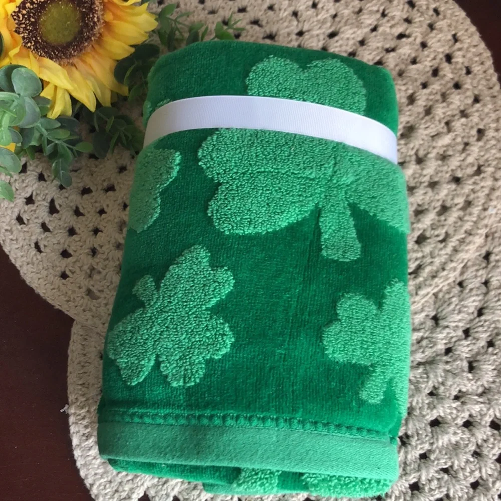 Caro Green Shamrock Hand Towels - Set of 2